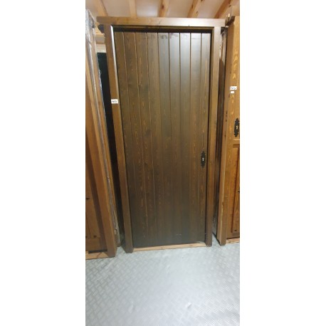 Puerta exterior iroko maciza entarimada