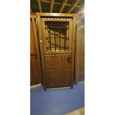 Puerta exterior madera maciza 
