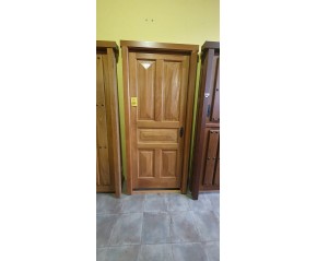 Puerta exterior madera maciza 