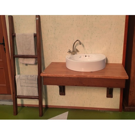 Mueble de baño castaño