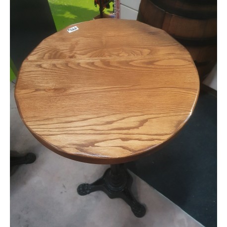 Mesa alta de castaño