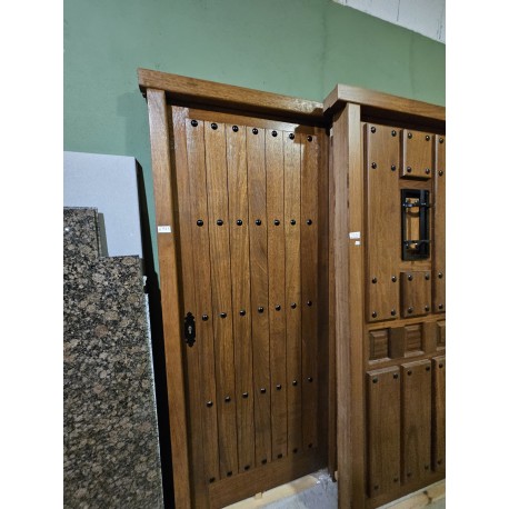 Puerta nogal acorazada